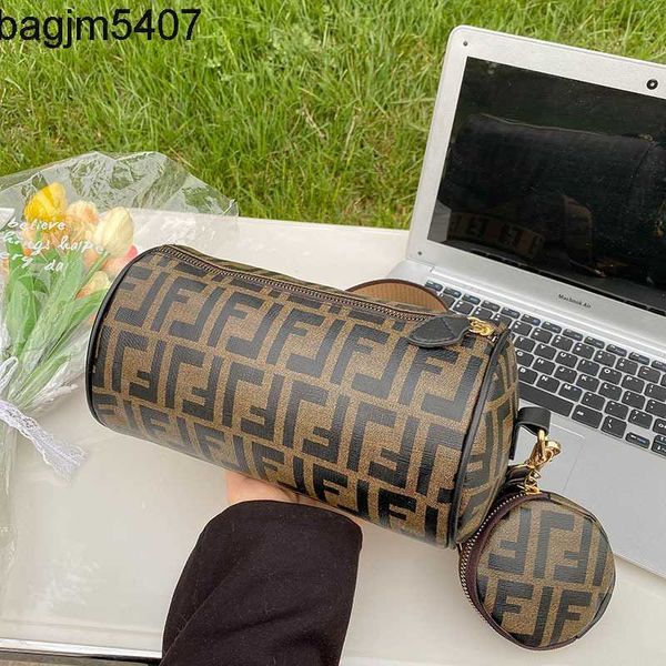 design bag factory wholesale and retail new fashion 2023 spring summer trend two piece bucket temperament dign women's single shoulder
design bag factory wholesale and retail new fashion 2023 spring summer trend two piece bucket temperament dign women's single shoulder