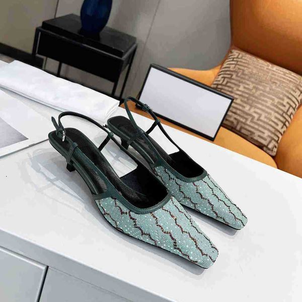 designer slingback sandals pumps presented in black mesh crystals women dress shoes with buckle wedding party heels with box si
designer slingback sandals pumps presented in black mesh crystals women dress shoes with buckle wedding party heels with box si