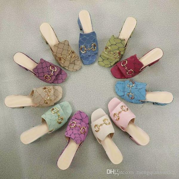 2022 designer shoes summer beach slipper fashion 100% leather metal buckle women shoes cowhide thick heel sandals lady letter half high heel, Black
2022 designer shoes summer beach slipper fashion 100% leather metal buckle women shoes cowhide thick heel sandals lady letter half high heel, Black