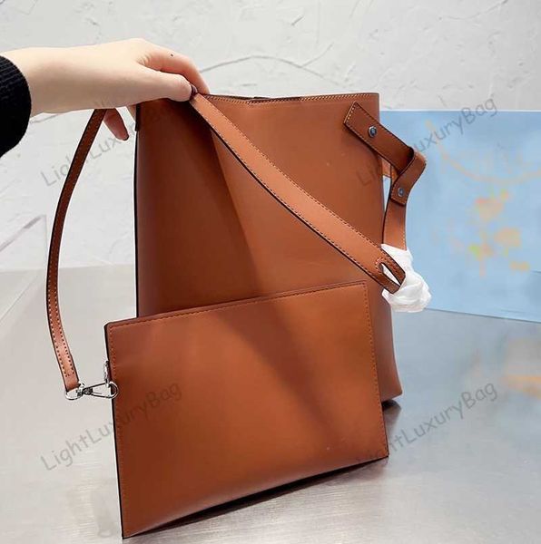 5a tote bags luxury mirror quality two-in-one shoulder wallets fashion real leather handbags high capacity women classic female purses 22113
5a tote bags luxury mirror quality two-in-one shoulder wallets fashion real leather handbags high capacity women classic female purses 22113