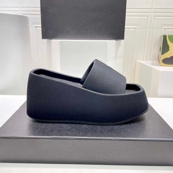 slippers slide sandals women 10cm slides shoes luxury designer square toe taji platform high heel black pink summer thick bottom muffin
slippers slide sandals women 10cm slides shoes luxury designer square toe taji platform high heel black pink summer thick bottom muffin