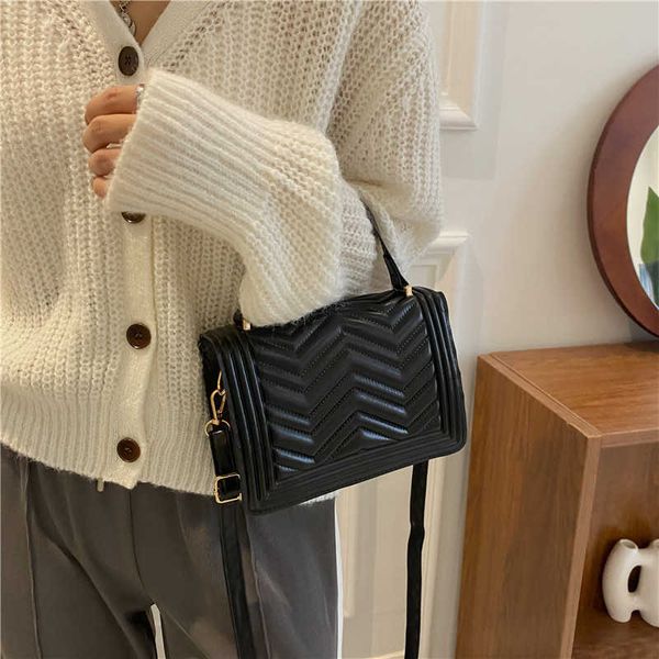 design bag factory wholesale and retail high class wternized women's 2023 spring summer new fashion korean version msenger wave one sho
design bag factory wholesale and retail high class wternized women's 2023 spring summer new fashion korean version msenger wave one sho