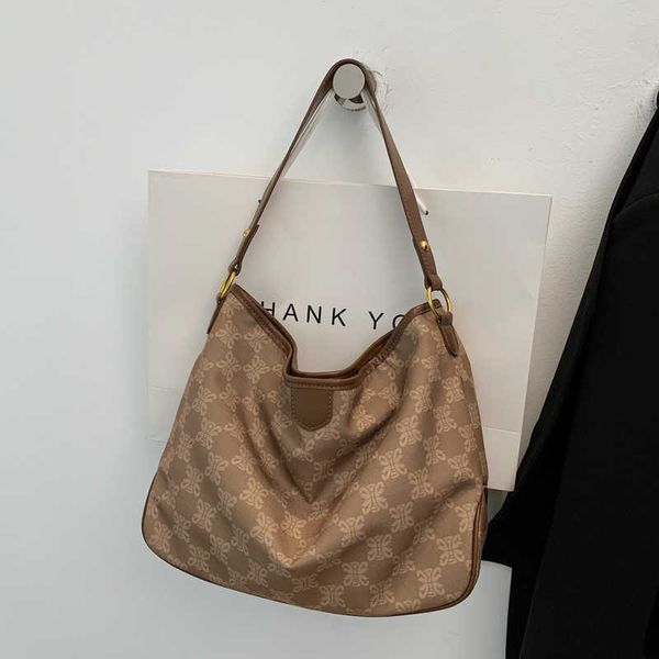 design bag factory wholesale and retail canvas women's art new single shoulder shopping large capacity hand cloth
design bag factory wholesale and retail canvas women's art new single shoulder shopping large capacity hand cloth