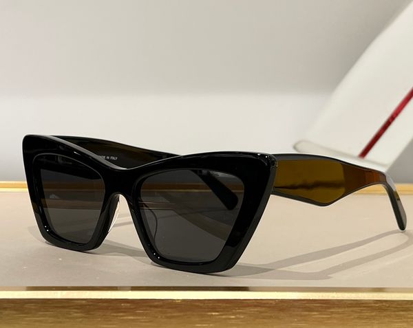 929s sunglasses for women cat eye black/grey lenses fashion sunnies shades uv400 eyewear with box, White;black
929s sunglasses for women cat eye black/grey lenses fashion sunnies shades uv400 eyewear with box, White;black