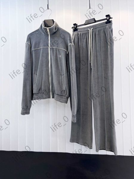 solid color velvet brand two pieces pants lettered logo embroidery collar zipper elastic waist loose trousers fashionable women tracksuits, White
solid color velvet brand two pieces pants lettered logo embroidery collar zipper elastic waist loose trousers fashionable women tracksuits, White