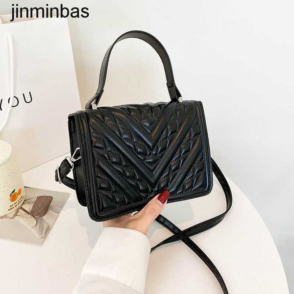 tote bag factory wholesale and retail autumn winter women's new fashion texture small square soft surface embroidered thread solid colo
tote bag factory wholesale and retail autumn winter women's new fashion texture small square soft surface embroidered thread solid colo