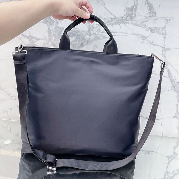 winter 3-in-1 shoulder bag fashion underarm chain adjustable designer tote crossbody purse zipper messenger bag 2022 men's handbags & p
winter 3-in-1 shoulder bag fashion underarm chain adjustable designer tote crossbody purse zipper messenger bag 2022 men's handbags & p