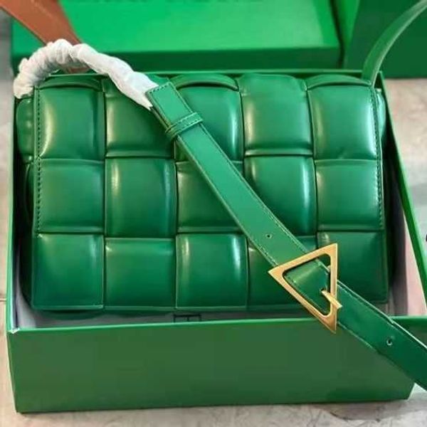 bottegas bags venetas cassette 2022 new genuine leather women's green woven large lattice pillow bag tofu genuine leather cloud oblique
bottegas bags venetas cassette 2022 new genuine leather women's green woven large lattice pillow bag tofu genuine leather cloud oblique