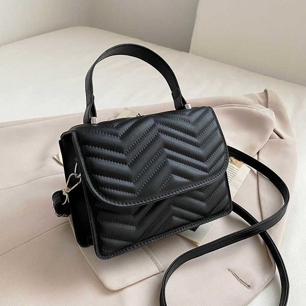 design bag factory wholesale and retail 2023 new women's handheld bag fashion indentation one shoulder crossbody texture small square
design bag factory wholesale and retail 2023 new women's handheld bag fashion indentation one shoulder crossbody texture small square
