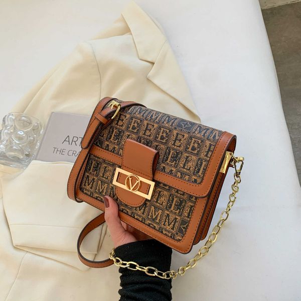 design bag factory wholesale and retail old pattern women's leisure fashion one shoulder portable msenger chain contrast color small sq
design bag factory wholesale and retail old pattern women's leisure fashion one shoulder portable msenger chain contrast color small sq