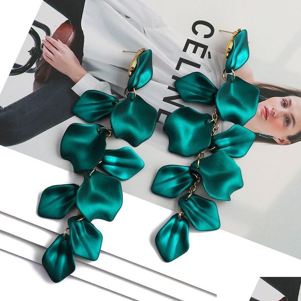 dangle chandelier elegant sweet mtiacrylic petals lustrous tassel dangle earrings for women light luxury stud drop delivery jewelry dhmsi, Silver
dangle chandelier elegant sweet mtiacrylic petals lustrous tassel dangle earrings for women light luxury stud drop delivery jewelry dhmsi, Silver