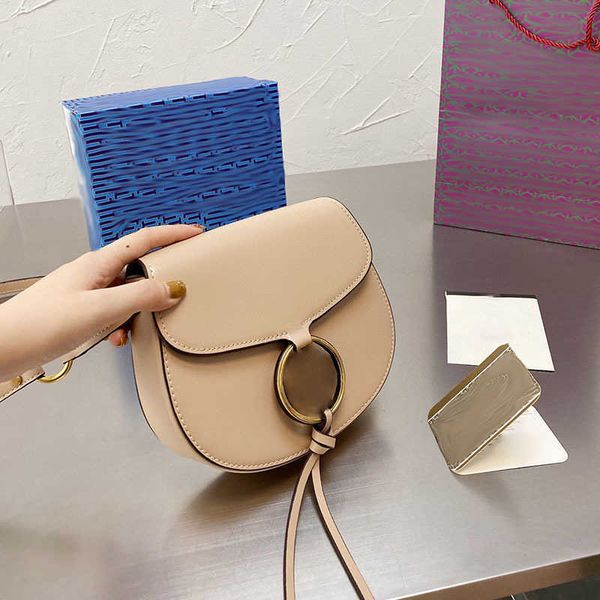 shoulder bags luxury handbags womens designer bag leather purse simple shopping crossbody bags metal logo buckle wallet 221130
shoulder bags luxury handbags womens designer bag leather purse simple shopping crossbody bags metal logo buckle wallet 221130