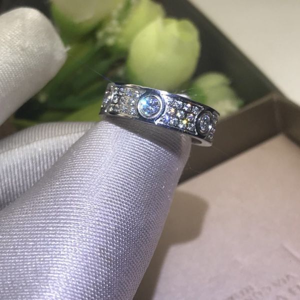 wedding rings classic high french jewelry full diamond couple love ring holiday gift comes with signature box 221130, Slivery;golden
wedding rings classic high french jewelry full diamond couple love ring holiday gift comes with signature box 221130, Slivery;golden