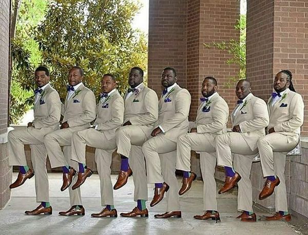 handsome one button groom tuxedos peak lapel groomsmen man suit mens wedding/prom/dinner suits bridegroom jacket pants tie b280, Black;gray
handsome one button groom tuxedos peak lapel groomsmen man suit mens wedding/prom/dinner suits bridegroom jacket pants tie b280, Black;gray