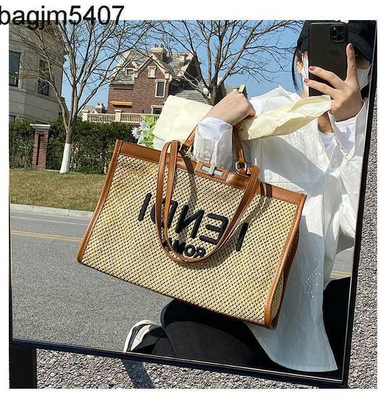 design bag factory wholesale and retail large capacity portable women's 2023 new summer fashion high-level gan tong qin straw woven tot
design bag factory wholesale and retail large capacity portable women's 2023 new summer fashion high-level gan tong qin straw woven tot