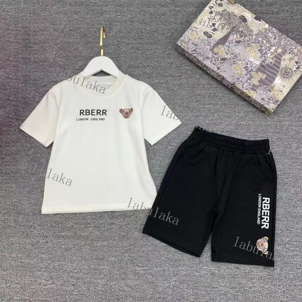2023 children designer clothing sets baby pleated shorts for little girls two-piece suit kids classic letters design clothing set white luxu
2023 children designer clothing sets baby pleated shorts for little girls two-piece suit kids classic letters design clothing set white luxu
