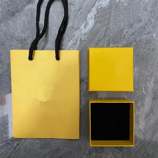 new style f letter yellow boxes jewelry accessories packaging & display box dust-bags necklaces bracelets earrings ring box gift-bag, Black;white
new style f letter yellow boxes jewelry accessories packaging & display box dust-bags necklaces bracelets earrings ring box gift-bag, Black;white