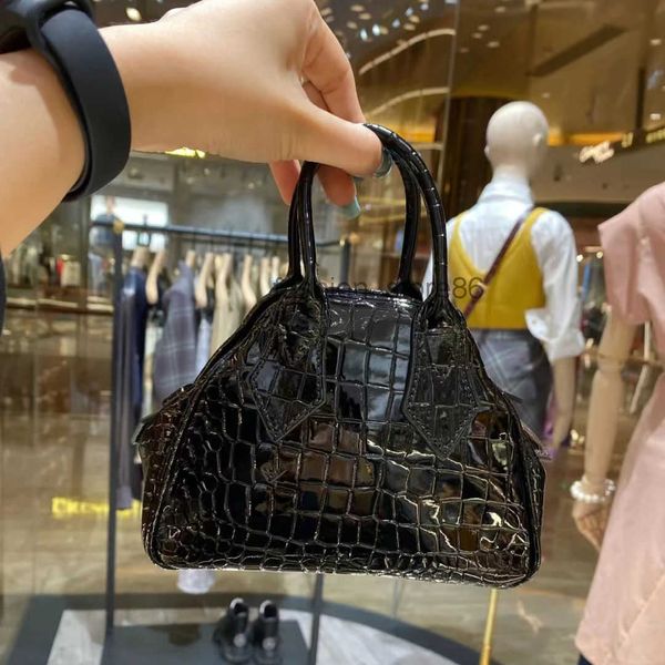 vivian texture niche bag women's 2022 new west queen mother crocodile baseball handbag one shoulder messenger bag summer fashion ocdi
vivian texture niche bag women's 2022 new west queen mother crocodile baseball handbag one shoulder messenger bag summer fashion ocdi