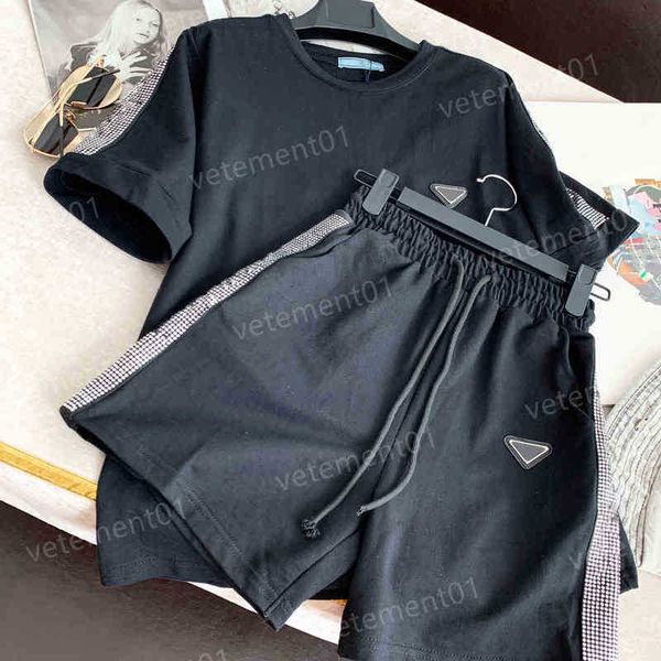 womens two piece pants heat pressed lettering short sleeve t-shirt and shorts 2 piece sets luxury women designer clothing, White
womens two piece pants heat pressed lettering short sleeve t-shirt and shorts 2 piece sets luxury women designer clothing, White
