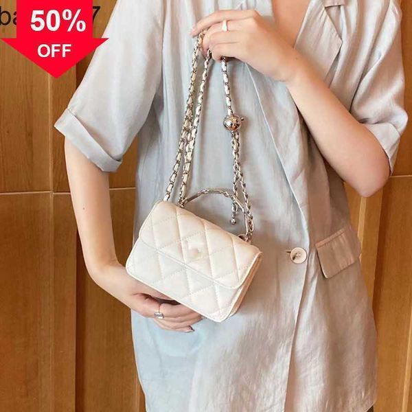 tote bag the store 80% wholesale and retail enamel handle small fragrance waste bag female new sier chain rhombic
tote bag the store 80% wholesale and retail enamel handle small fragrance waste bag female new sier chain rhombic