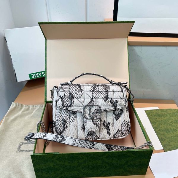 classic handbag women shoulder bags designer tote casual clutch wallet chain crossbody handbags lady purse fashion camera bag womens envelop
classic handbag women shoulder bags designer tote casual clutch wallet chain crossbody handbags lady purse fashion camera bag womens envelop