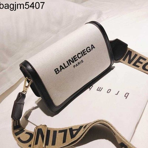 design bag factory wholesale and retail korean version simple shoulder bag female purse hbag
design bag factory wholesale and retail korean version simple shoulder bag female purse hbag