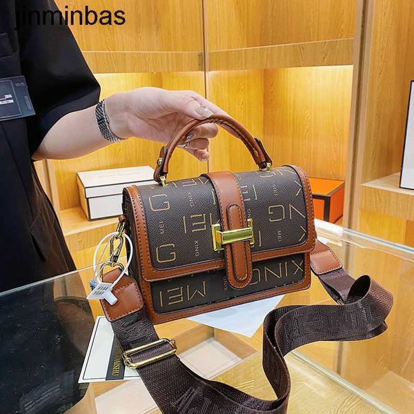 tote bag factory wholesale and retail net red small women's 2023 new fashion high-grade feeling old flower single shoulder temperament
tote bag factory wholesale and retail net red small women's 2023 new fashion high-grade feeling old flower single shoulder temperament