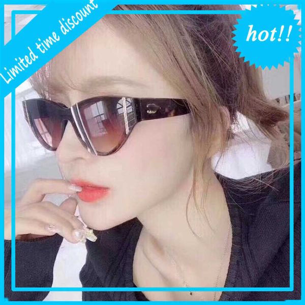 luxury designer sunglasses xiaoxiangjia ch6054ins same cat ey fashion sunglass mh red female, White;black
luxury designer sunglasses xiaoxiangjia ch6054ins same cat ey fashion sunglass mh red female, White;black