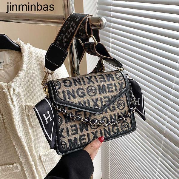 tote bag factory wholesale and retail sen family small bag women's 2023 autumn winter new fashion versatile style one shoulder crossbod
tote bag factory wholesale and retail sen family small bag women's 2023 autumn winter new fashion versatile style one shoulder crossbod