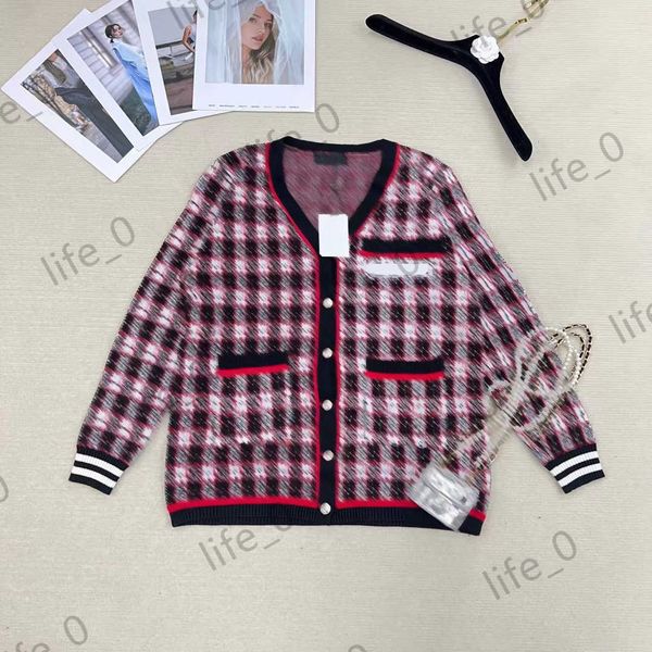 brand womens sweaters contrast color grid stripe v-neck single button pocket commuting casual joker knitwears warm fashion designer cardiga, White;black
brand womens sweaters contrast color grid stripe v-neck single button pocket commuting casual joker knitwears warm fashion designer cardiga, White;black