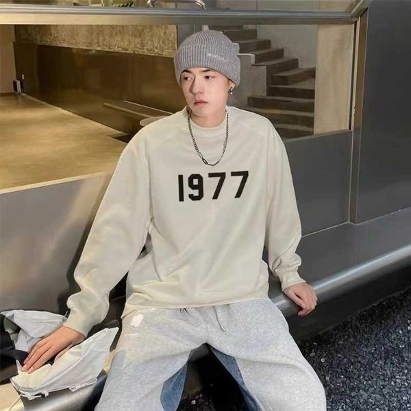 hoodies hweatshirts korean fog1977 sweater men's plush round neck pullover essentials girl couple long sleeve, Black
hoodies hweatshirts korean fog1977 sweater men's plush round neck pullover essentials girl couple long sleeve, Black