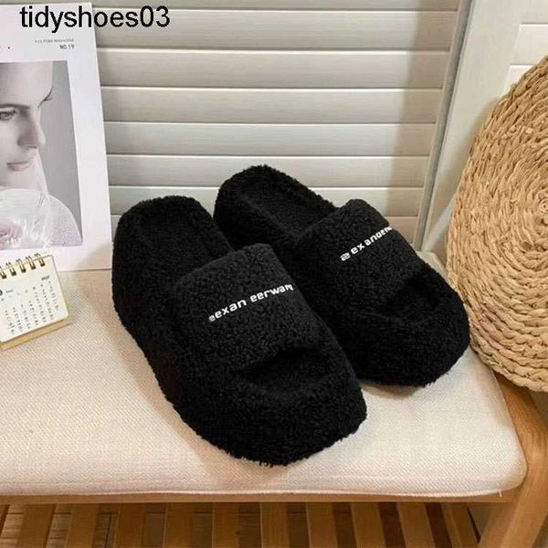 designer black white 2022 the new king thick soled slippers indoor anti-skid sponge cake shoes are worn outside wool shoes women aw size 34-
designer black white 2022 the new king thick soled slippers indoor anti-skid sponge cake shoes are worn outside wool shoes women aw size 34-