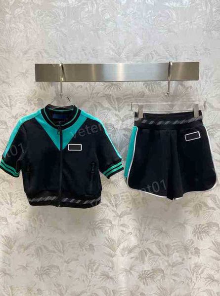 womens two piece pants logo webbing stand-up collar cropped zip and webbing shorts 2 piece sets women designer tracksuits 0912, White
womens two piece pants logo webbing stand-up collar cropped zip and webbing shorts 2 piece sets women designer tracksuits 0912, White