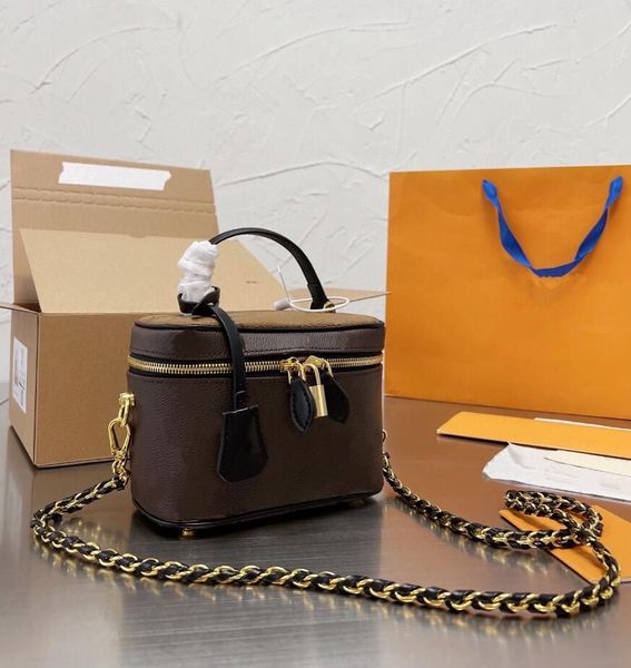 womens chain shoulder bag classic brown flower printing luxury leather box bag makeup case designer women mini handbag fashion brand zipper
womens chain shoulder bag classic brown flower printing luxury leather box bag makeup case designer women mini handbag fashion brand zipper