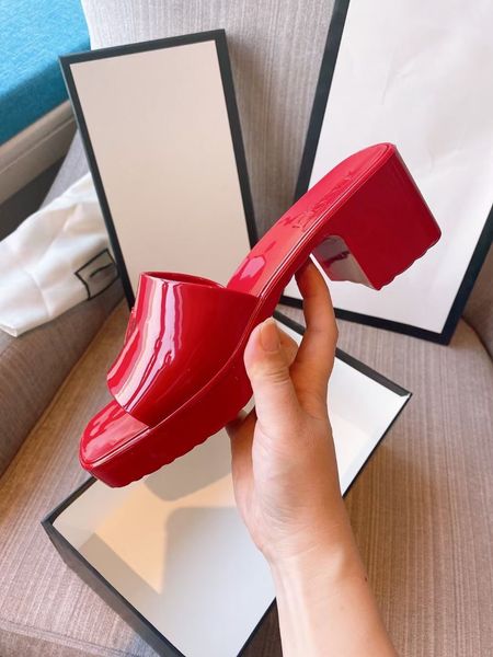 women slippers chunky jelly sandals high heels sandal beach slides novelty rubber slippers summer thick bottom slipper alphabet pink green, Black
women slippers chunky jelly sandals high heels sandal beach slides novelty rubber slippers summer thick bottom slipper alphabet pink green, Black