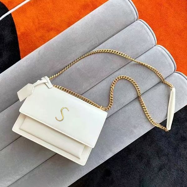 luxury designer clutch flap sunset tote bag fashion shoulder famous woc smooth leather wallet metal sign handbag key ring chain womens men c
luxury designer clutch flap sunset tote bag fashion shoulder famous woc smooth leather wallet metal sign handbag key ring chain womens men c