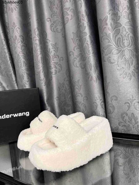 designer aw black white wool slippers indoor anti-skid women wear the new slope heel thick soled small lamb wool slippers 2022 size 34-40
designer aw black white wool slippers indoor anti-skid women wear the new slope heel thick soled small lamb wool slippers 2022 size 34-40