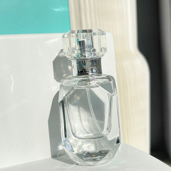 perfume fragrance sheer iheer white edition 30ml 4pcs intense diamond bottle parfum with box gift for woman spray fast
perfume fragrance sheer iheer white edition 30ml 4pcs intense diamond bottle parfum with box gift for woman spray fast