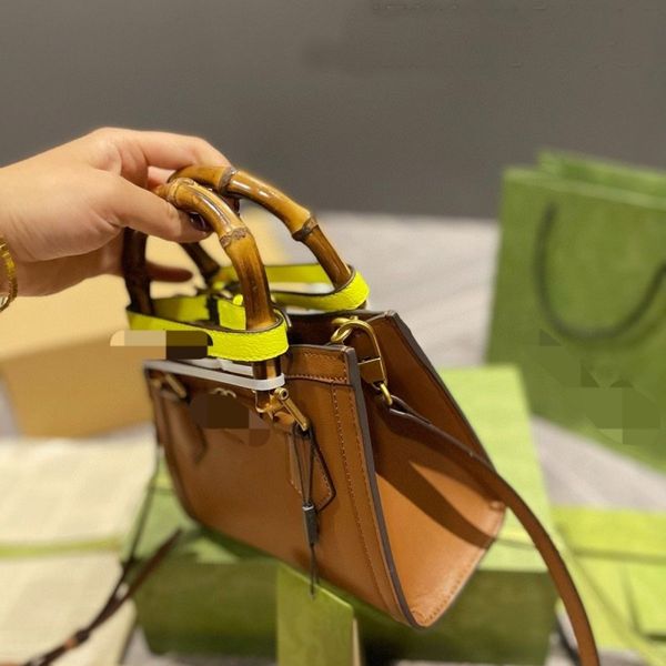original luxurys designer bags classical leather handbag shoulder crossbody fashion green purse trend banquet shopping wedding leisure busin
original luxurys designer bags classical leather handbag shoulder crossbody fashion green purse trend banquet shopping wedding leisure busin