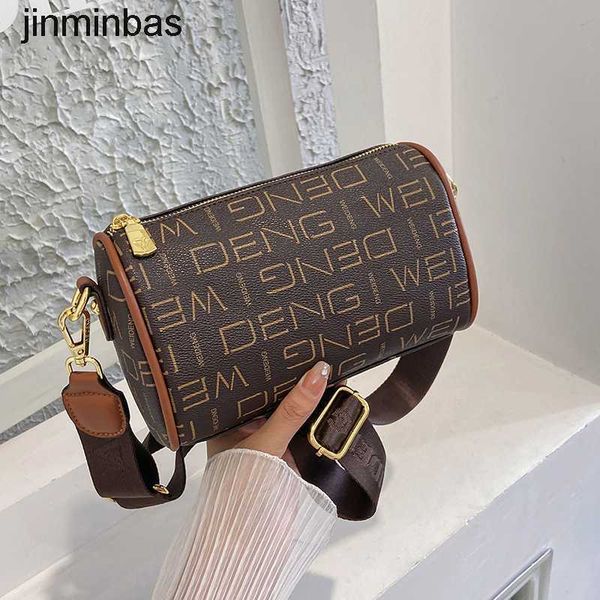 tote bag factory wholesale and retail letter bag female korean old flower large capacity pillow wide shoulder strap versatile high grade sin
tote bag factory wholesale and retail letter bag female korean old flower large capacity pillow wide shoulder strap versatile high grade sin