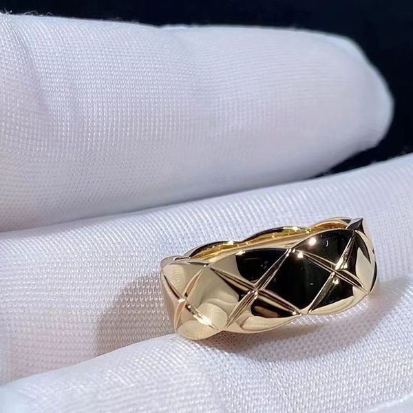 wedding rings french high jewelry classic diamond ring is simple and does not fade couple rings holiday gift 221130, Slivery;golden
wedding rings french high jewelry classic diamond ring is simple and does not fade couple rings holiday gift 221130, Slivery;golden
