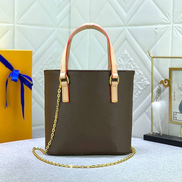 chain handbag tote shopping bag vegetable basket bucket bag old flower letters cowhide handle zip inner pocket lady shoulder bags handbags p
chain handbag tote shopping bag vegetable basket bucket bag old flower letters cowhide handle zip inner pocket lady shoulder bags handbags p