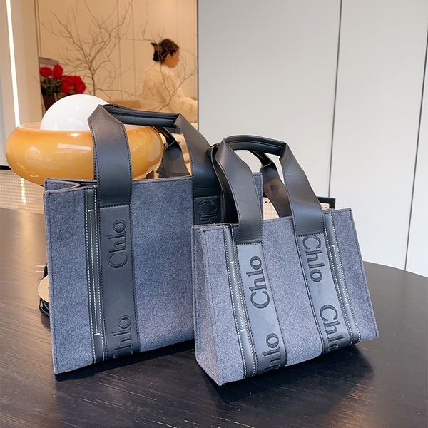luxury designer bags women tote bag shoulder bags versatile shopping designers handbags fashion crossbody luxurys totes leisure canvas whole 
luxury designer bags women tote bag shoulder bags versatile shopping designers handbags fashion crossbody luxurys totes leisure canvas whole