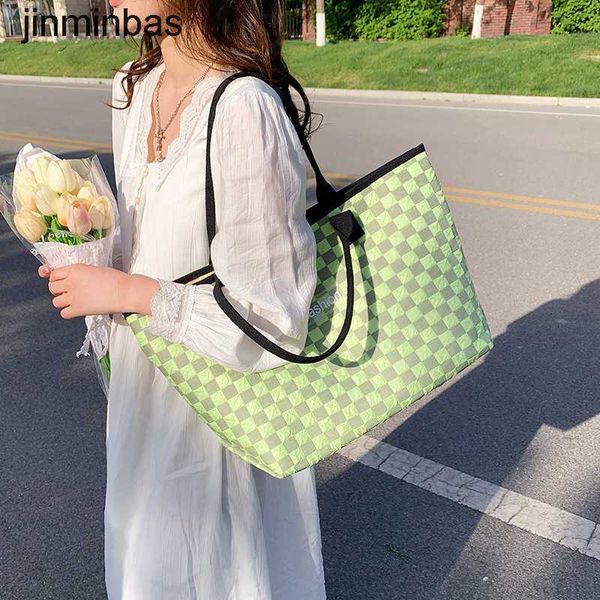 tote bag factory wholesale and retail 2023 new type bucket bag women's large capacity portable one shoulder diagonal cross checker
tote bag factory wholesale and retail 2023 new type bucket bag women's large capacity portable one shoulder diagonal cross checker