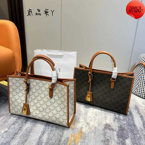 designer bag triumphal arch tote bag 2022 new old flower shopping super capacity versatile portable msenger factory direct sale
designer bag triumphal arch tote bag 2022 new old flower shopping super capacity versatile portable msenger factory direct sale