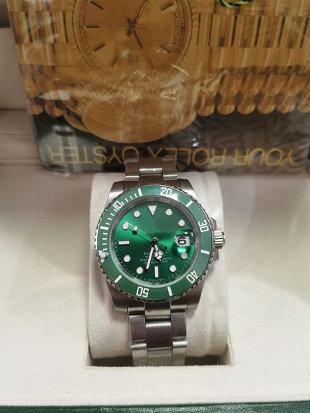 with original box movement mens watches 40mm automatic mechanical watch full stainless steel sliding clasp green ceramic sapphire wristwatch, Slivery;brown
with original box movement mens watches 40mm automatic mechanical watch full stainless steel sliding clasp green ceramic sapphire wristwatch, Slivery;brown