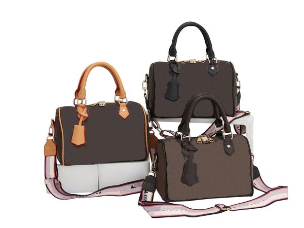 new fashion bag casual small square pillow bag 2022 unique designer one-shoulder portable messenger
new fashion bag casual small square pillow bag 2022 unique designer one-shoulder portable messenger