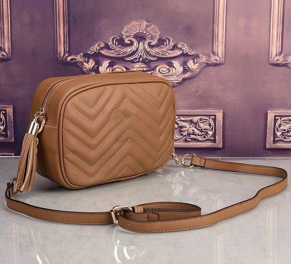 designers luxury tote famous shoulder bag totes purse handbag message bags cluth brand classic crossbody pu leather wallet luggage #1722 gol
designers luxury tote famous shoulder bag totes purse handbag message bags cluth brand classic crossbody pu leather wallet luggage #1722 gol