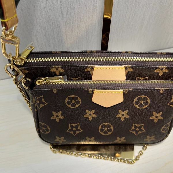 handbag saddles bag with strap designer bag backpacks tote wallet magnetic metal pendant purses shoulder bags womens crossbody handbags fash
handbag saddles bag with strap designer bag backpacks tote wallet magnetic metal pendant purses shoulder bags womens crossbody handbags fash