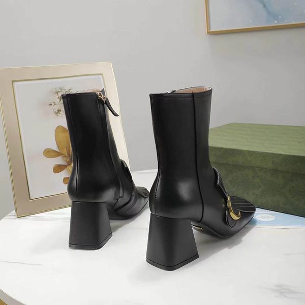 2022 designer's latest customized logo women's boots leather non slip rubber sole luxury comfort exquisite technology 35-42, Black
2022 designer's latest customized logo women's boots leather non slip rubber sole luxury comfort exquisite technology 35-42, Black